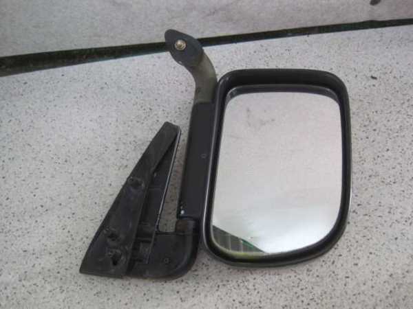 Sambar / Domingo - Side Mirror (Driver/Right Side--used)