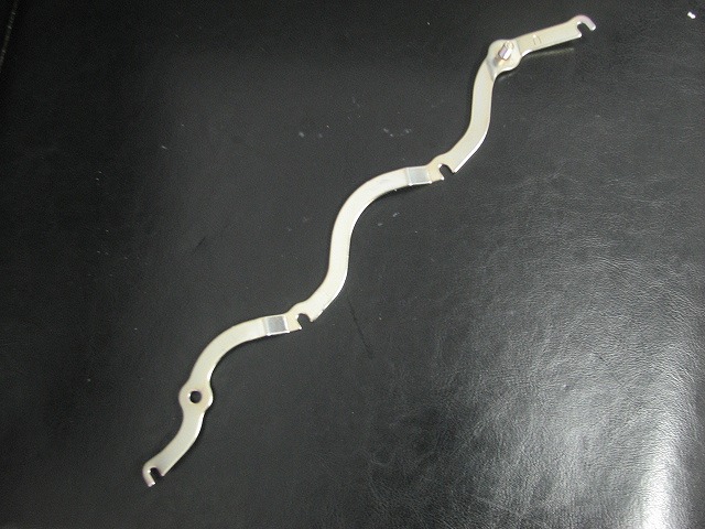 Pajero - Glow Plugs Connection Plate (Gunuine Parts)