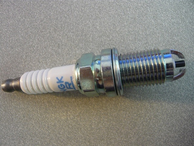 Sambar - Spark Plug-1 (OEM)